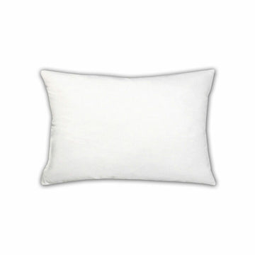 Weißer Pierre Cardin Kissenbezug, 30 x 50 cm, schlichtes Design.