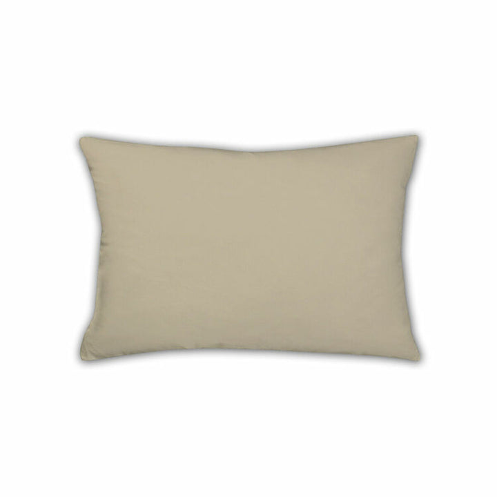 Beiger Pierre Cardin Kissenbezug, 50x50 cm, aus weichem Stoff.