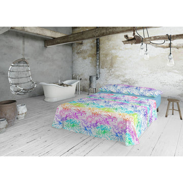 Bettwäsche-Set HIPPY Blau mit farbenfrohem Blumenmuster für Einzelmatratze in Wohnraum.
