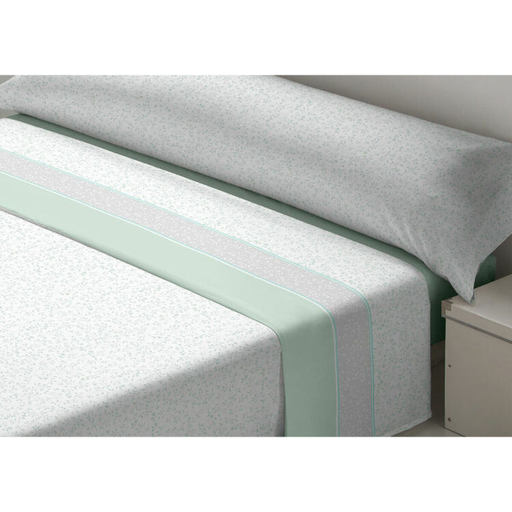 Grünes D'Or SEDALINA DARCY Bettwäsche-Set King Size mit floralem Muster und Zierstreifen.