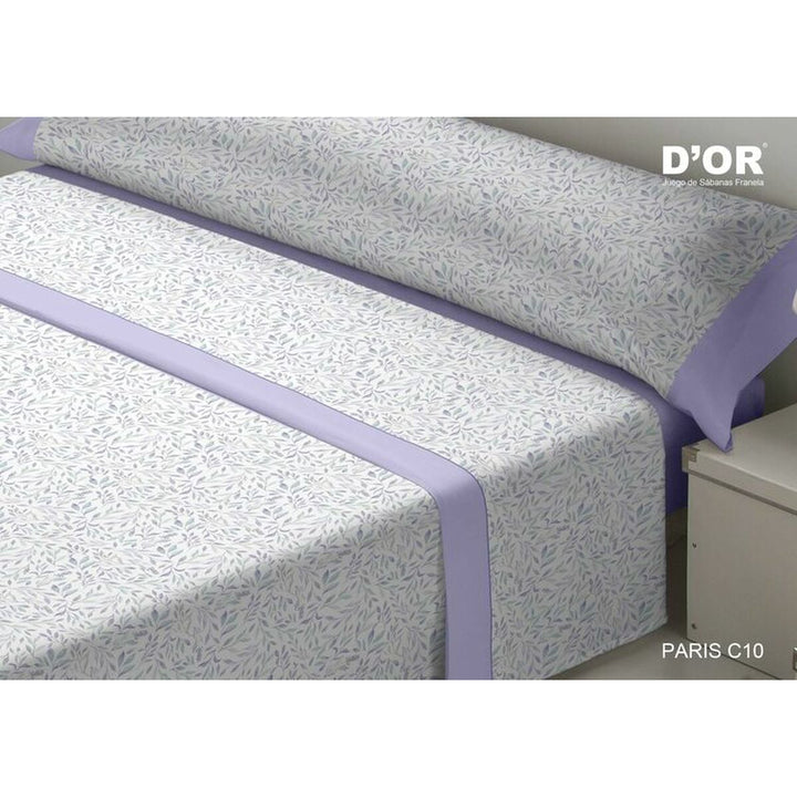Violettes Bettwäsche-Set mit Blattmuster. Franela Doppelmatratze für Schlafzimmer Deko.
