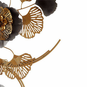 Blomster Wandbild aus Metall in Gold und Kupfer mit filigranen Blatt- und Blumenmustern.