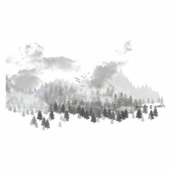 Bettdeckenbezug Devota & Lomba Hisa mit Waldmotiv in Graustufen: Bäume, Wolken und Vögel.