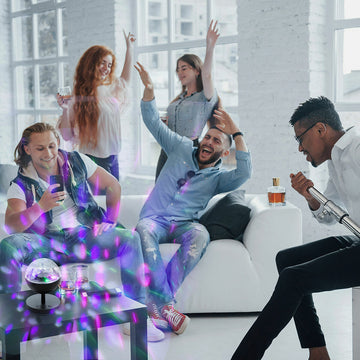 Istarlyt InnovaGoods LED-Projektor erzeugt Partyatmosphäre mit Lautsprecher - homely Family Shop