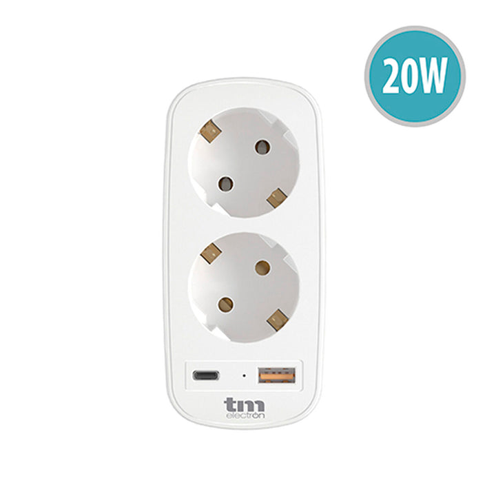 Weiße TM Electron Mehrfachsteckdose mit 2 Steckdosen, USB-C und USB-A Anschluss.