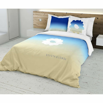 Arena Devota & Lomba Bettdeckenbezug mit blau-beige Farbverlauf und Blumenmuster.