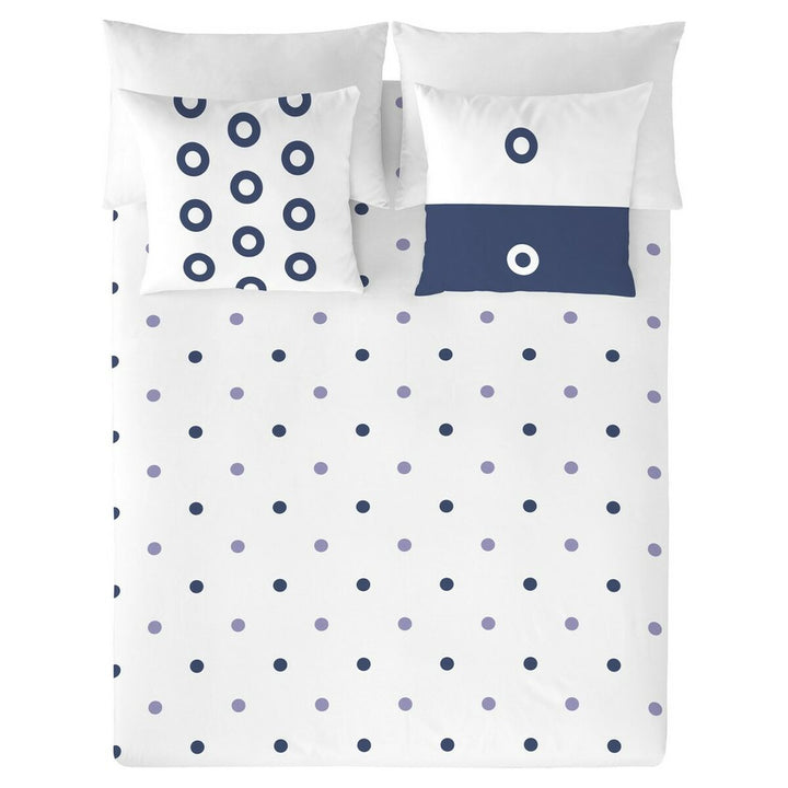 Bettdeckenbezug King Size mit Punktmuster. Blaue und lila Punkte auf weißer Bettwäsche.