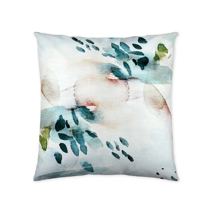 Naturals Stain Kissenbezug (50x50 cm) mit abstraktem Aquarell-Fleckenmuster in Blau, Grün und Beige.