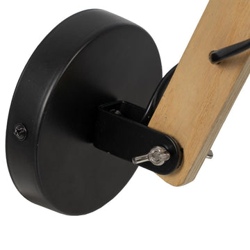 Detailaufnahme: Schwarze Eisen-Holz Wandleuchte - homely Family Shop