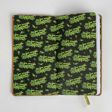 Offenes Marvel Notizbuch mit Groot Muster und Lesezeichen - homely Family Shop