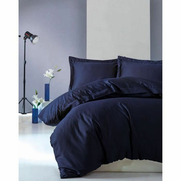Blauer Menzzo Bettdeckenbezug 220x240 cm. Elegante, glatte Textur für Schlafzimmer.
