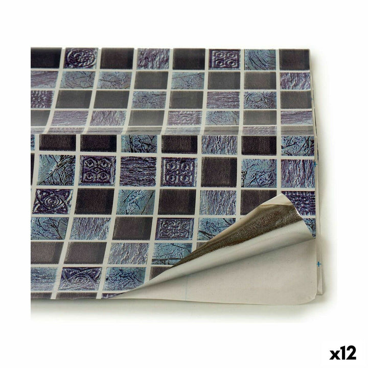 Haftpapier Firkanter mit blau-grauem Mosaikmuster. Selbstklebende Quadrate für einfache Dekoration.