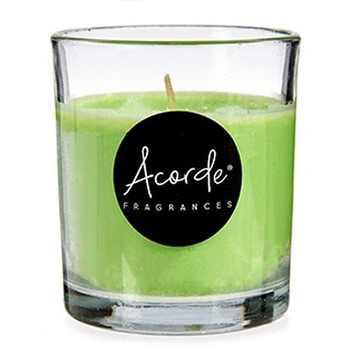 Grüne Tee Duftkerze im Glas mit Acorde Fragrances Etikett.