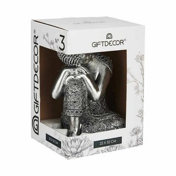 Silberfarbene Buddha Deko-Figur sitzend, verpackt. Detailreiche Muster und ruhige Ausstrahlung.