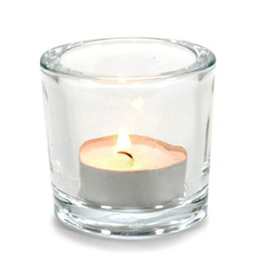 Durchsichtige Kerzenschale aus Glas mit Teelicht. Einfaches, zylindrisches Design.