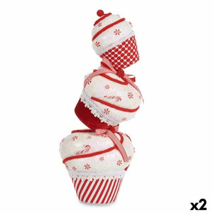 Dekorative Kuchen Turm Figur, weiß-rot, mit Streifen, Schleifen und Schneeflocken verziert.