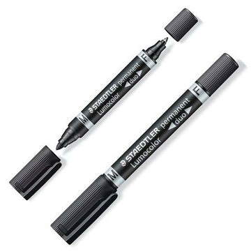 Schwarze Staedtler Lumocolor 348-9 Duo Permanent Marker mit Kappe.