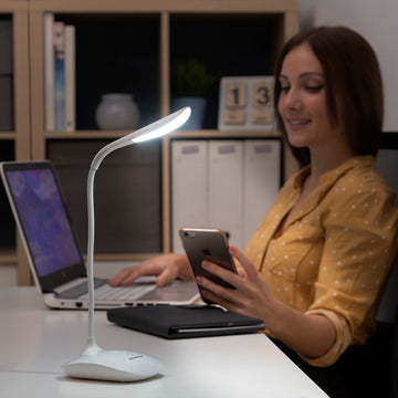 Weiße Touch-LED-Tischlampe mit flexiblem Hals - Homely Family Shop