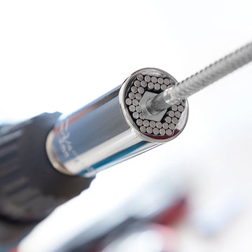 InnovaGoods Uniscrew Universalsteckschlüssel mit flexiblem Zubehör für verschiedene Schrauben.